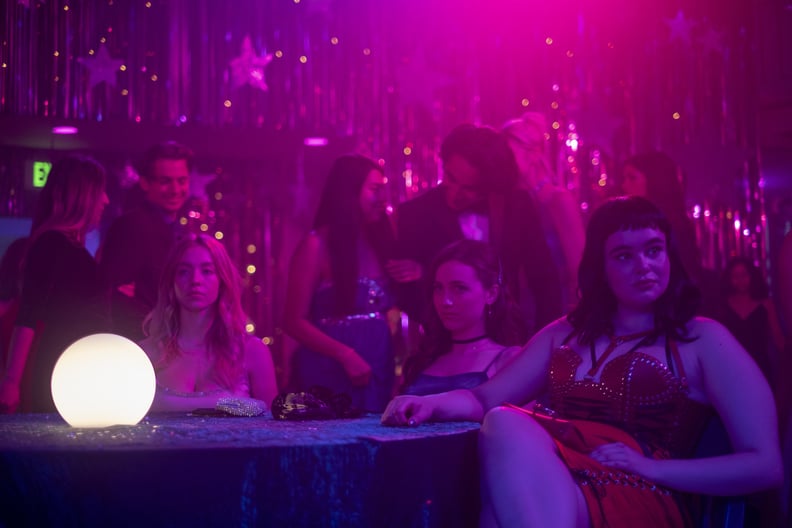 Does anyone know where i could get the pants Jules is wearing in episode  two? : r/euphoria