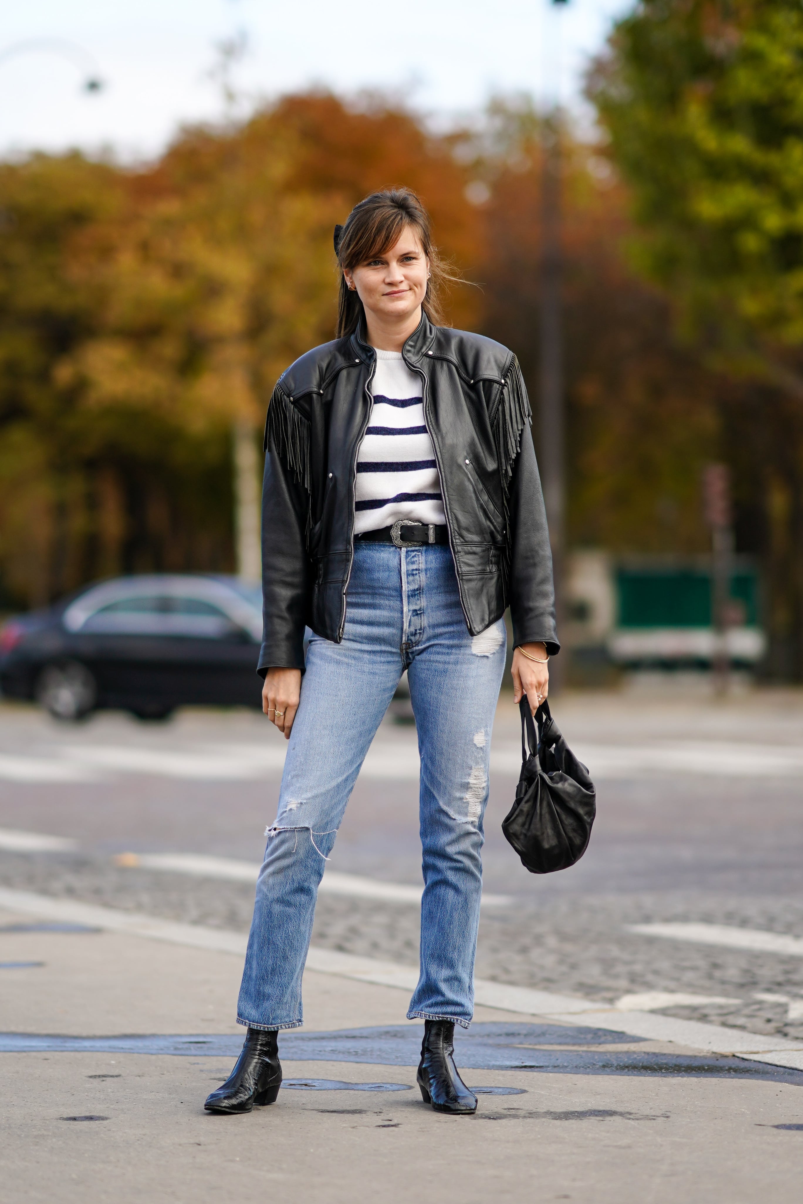 How To Wear Flat Ankle Boots With Jeans In 2022 - ljanestyle