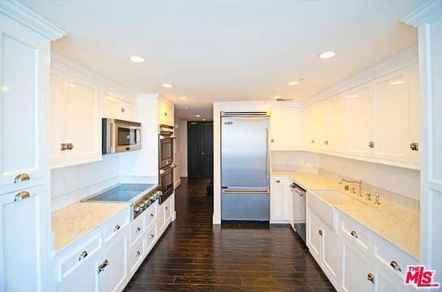 Sofia Vergara Rents Out Her LA Apartment
