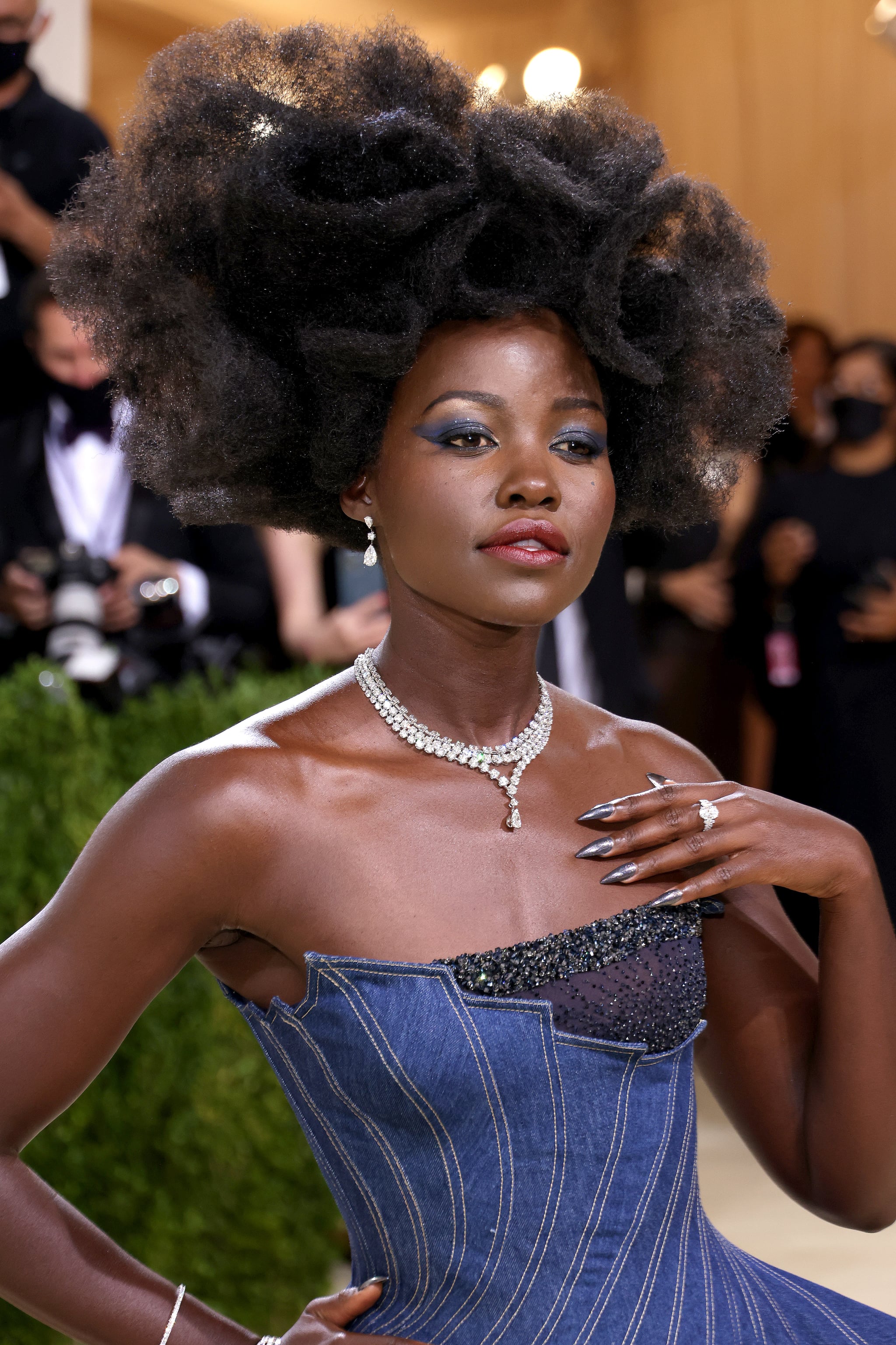 lupita-nyongo-natural-hairstyle-met-gala.jpg