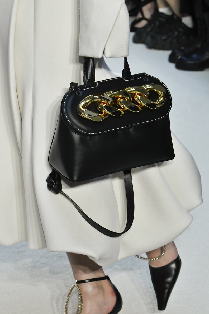 Fall Bag Trends 2020: Chain Accents