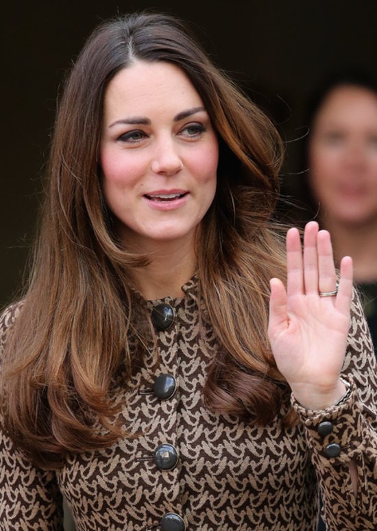When Kate attended the Only Connect project event, everyone was pointing out her gray hairs. But regardless of her hair color (or lack thereof), this look still makes our best-blowouts list.