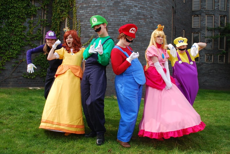 Waluigi, Princess Daisy, Luigi, Mario, Princess Peach, and Wario