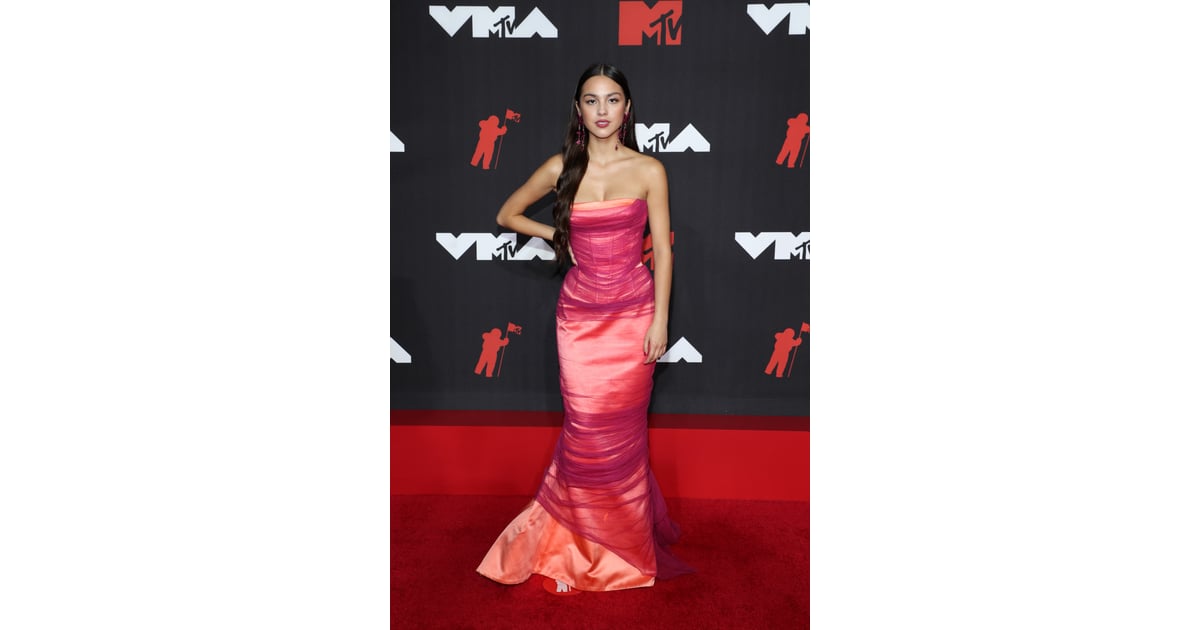 Olivia Rodrigo's Atelier Versace Dress at the MTV VMAs 2021 | POPSUGAR ...