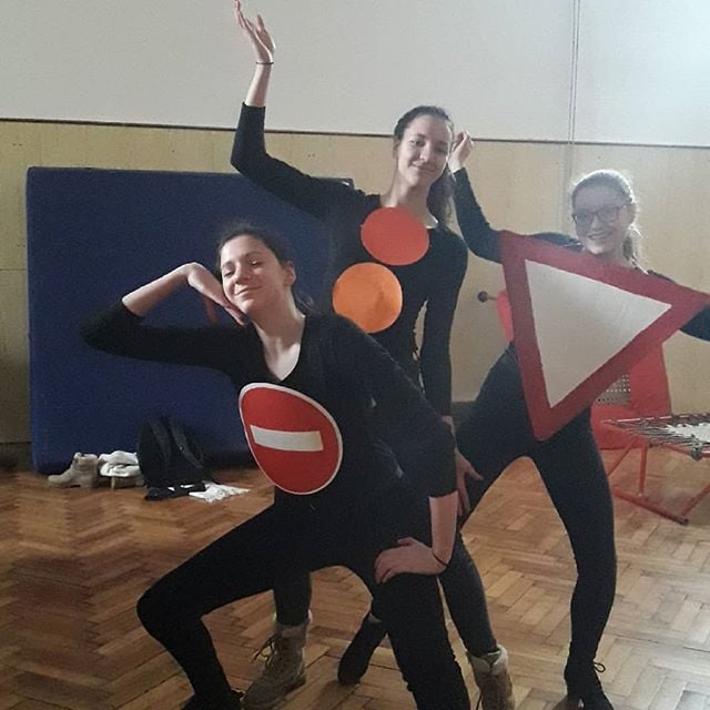 road-signs-diy-halloween-costumes-2018-popsugar-smart-living-photo-36