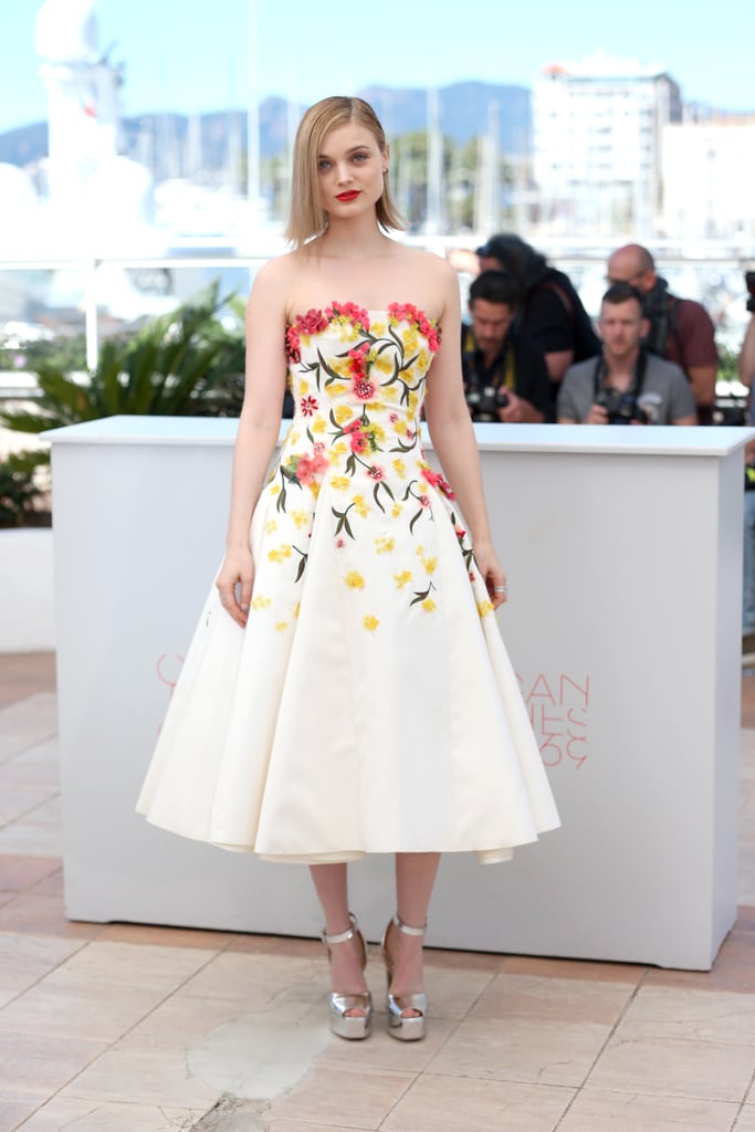 Bella Heathcote chose a floral Giambattista Valli gown for the Neon Demon photo call.