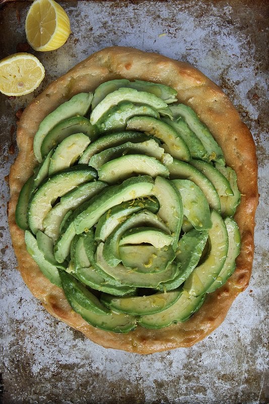 Avocado Pizza