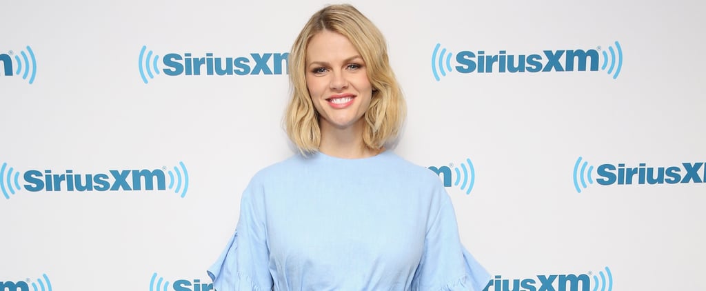 Pregnant Brooklyn Decker's Baby Bump | Pictures