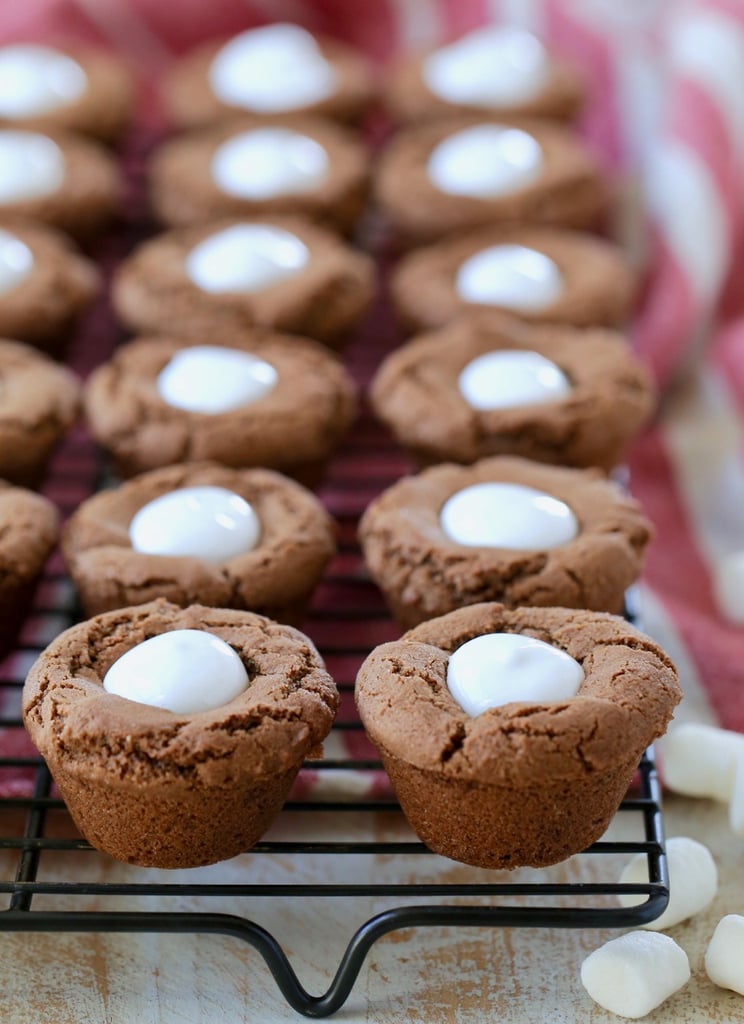 Hot Chocolate Cookie Cups With Marshmallow Creme | 95 Best Christmas ...