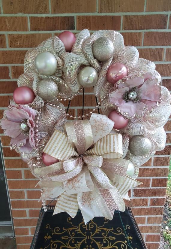 Pink Victorian Christmas Wreath These Pink Holiday Wreaths Will Make