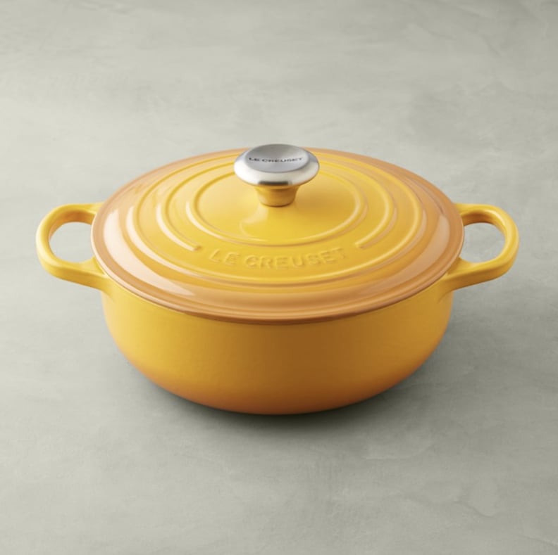 Bestselling Cookware: Le Creuset Signature Enameled Cast Iron Essential Oven
