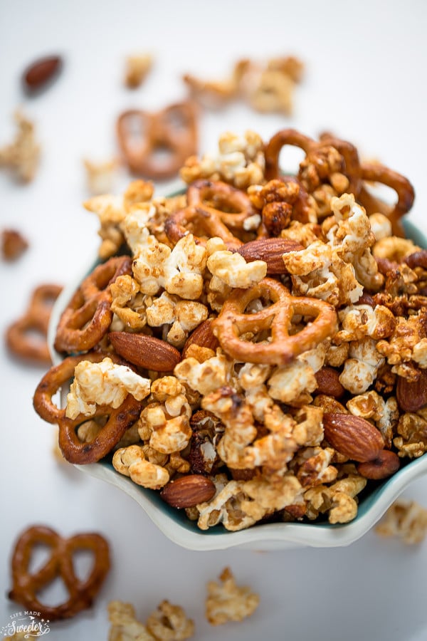 Slow-Cooker Caramel Popcorn Snack Mix