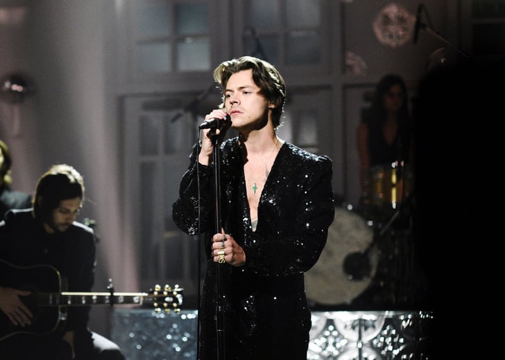 Harry Styles' "Skittles" Manicure on Saturday Night Live