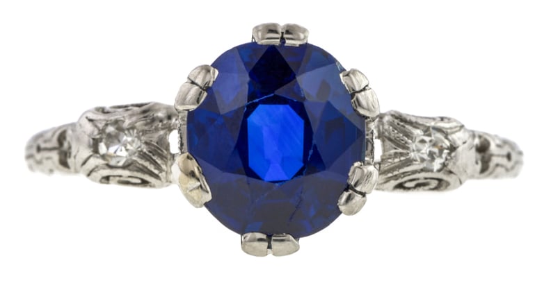 什么石头除了钻石越来越受欢迎的订婚戒指吗?”width=