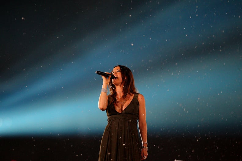 And Canadian singer Alanis Morissette performed.