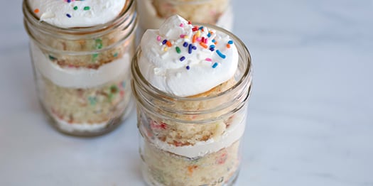 Mason Jar Funfetti Layer Cakes | PS Food