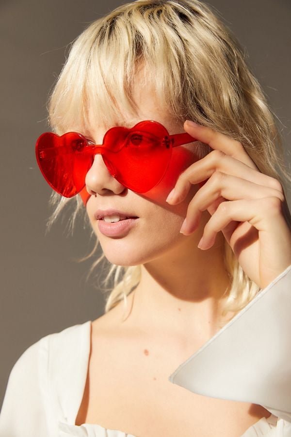 Heartbeat Mono-Cut Heart Sunglasses
