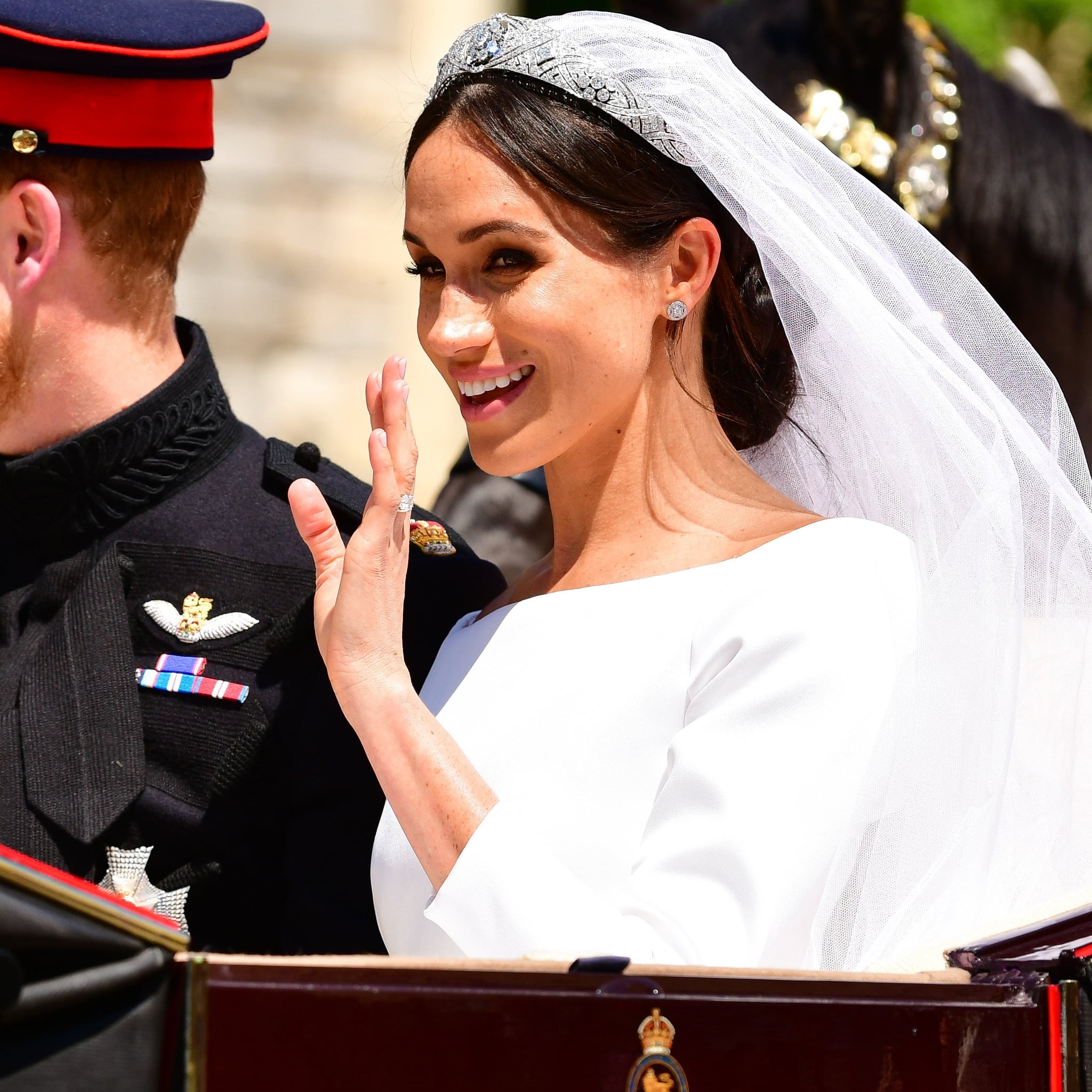 Why Meghan Markle Can T Wear A Tiara Popsugar Fashion