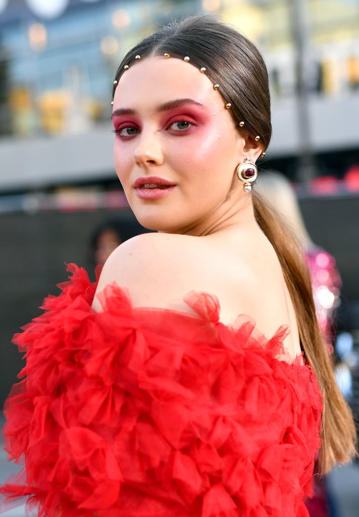 Katherine Langford's 2019 American Music Awards Beauty Look