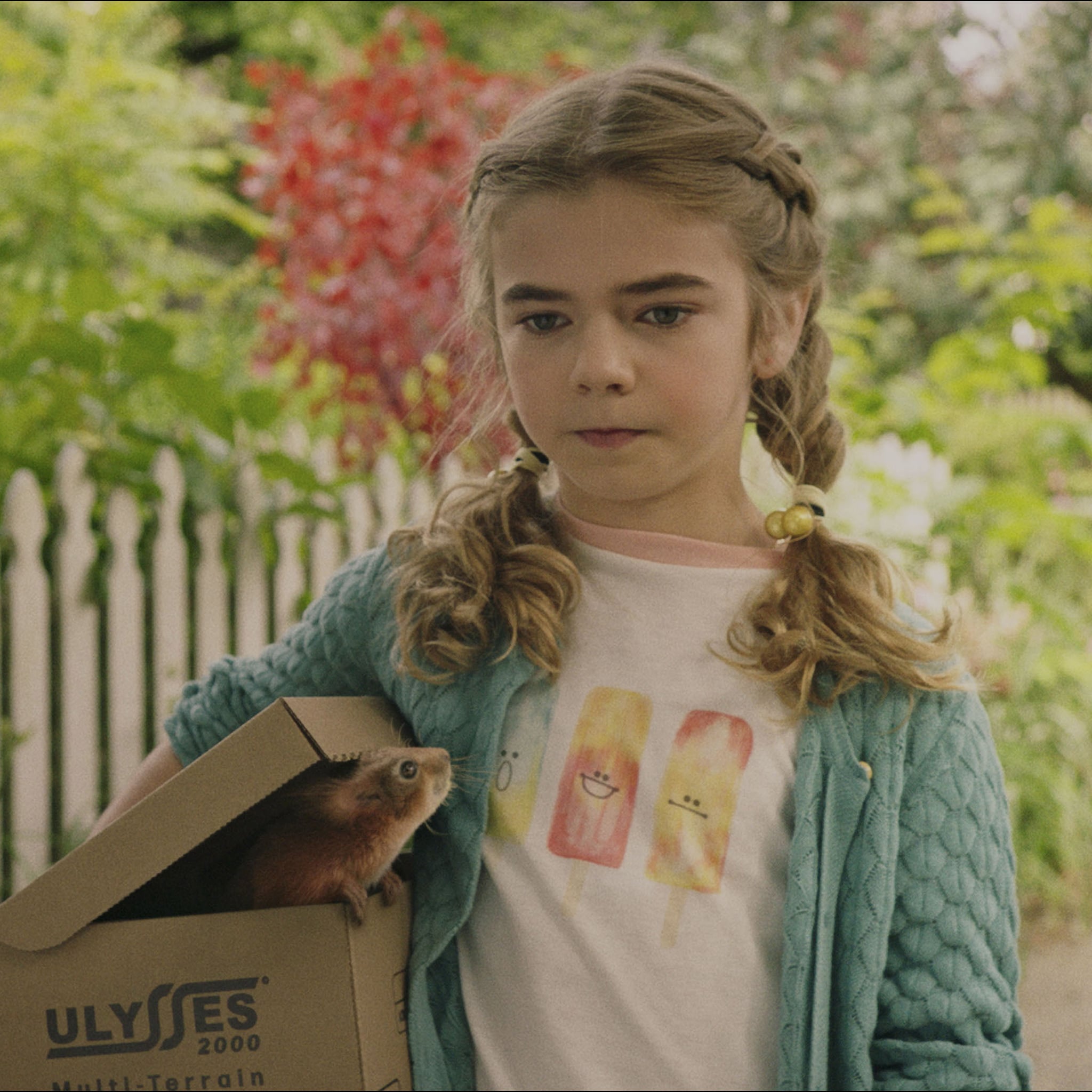 نتيجة بحث الصور عن فيلم FLORA AND ULYSSES