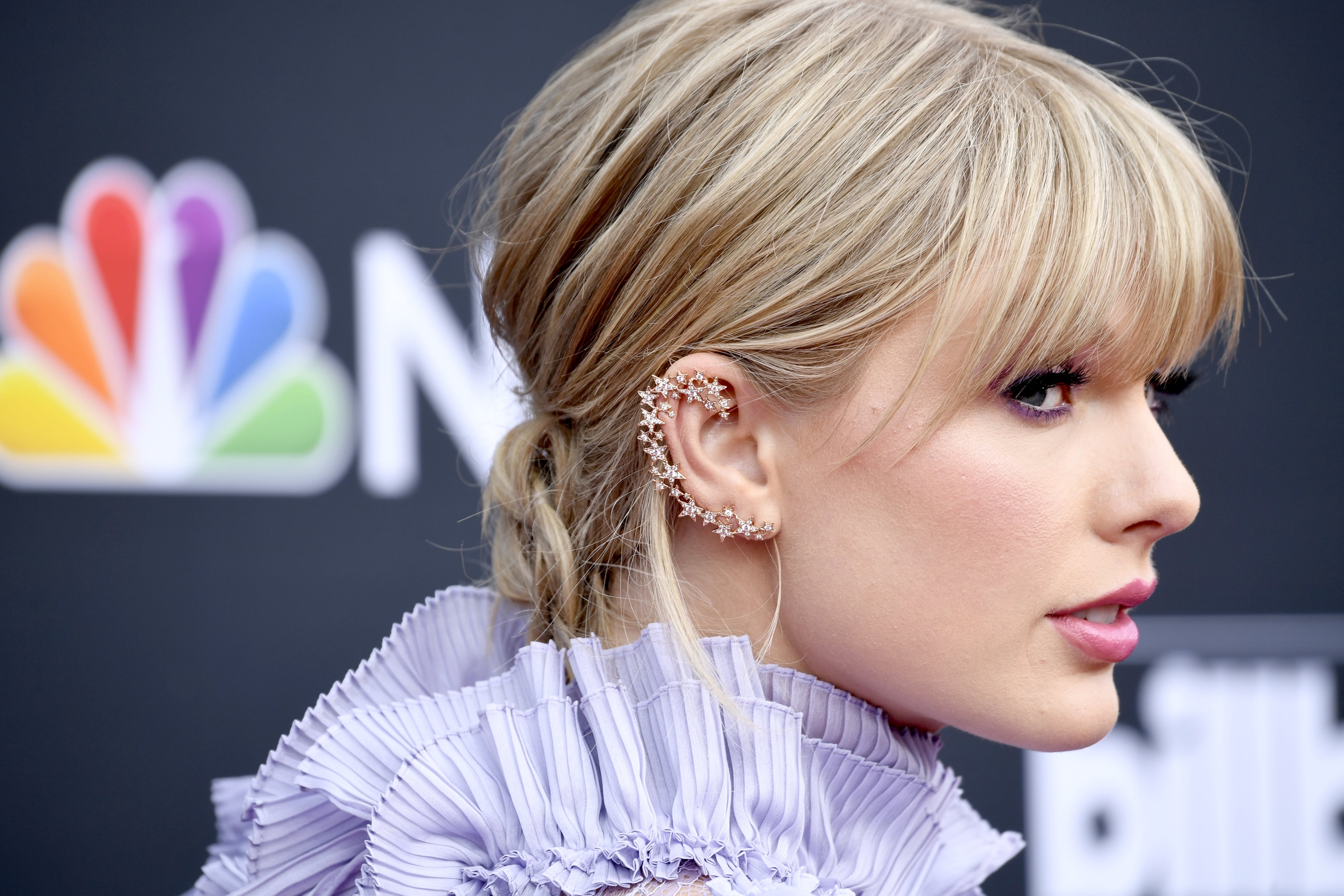 Taylor Swift Purple Dress at the Billboard Music Awards 2019