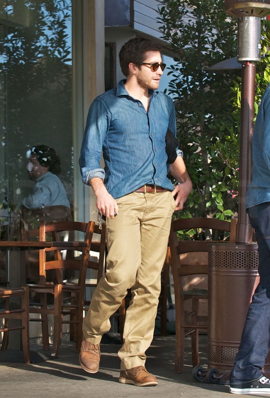 Jake Gyllenhaal Eats Lunch at LA's Angelini Osteria ...