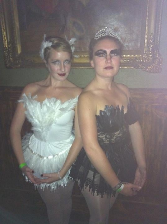 Black And White Swan Last Minute Costume Ideas For Best Friends Popsugar Love And Sex Photo 18