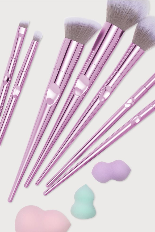 Makeup Tool Kit Best H&M Products December POPSUGAR Fashion Photo 5