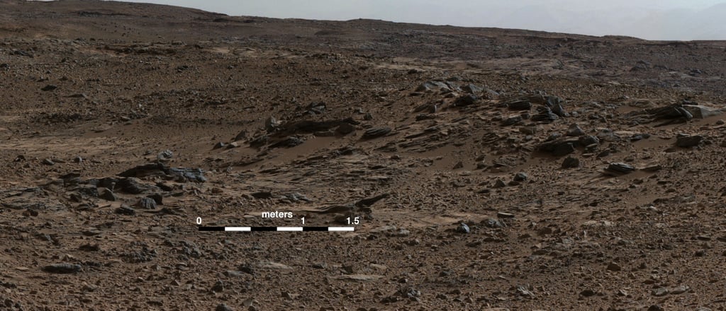 An image from Curiosity's Mastcam showing its route to Mount Sharp.