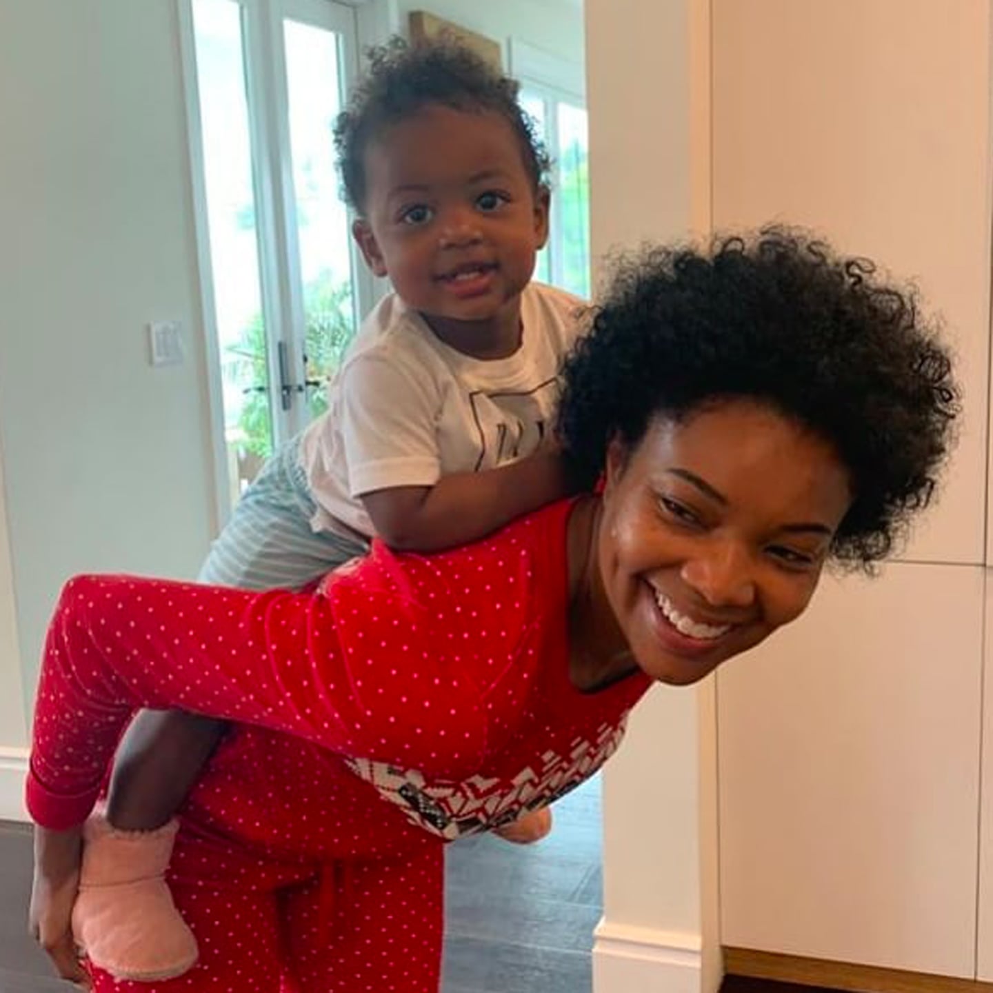 Gabrielle Union And Kaavia S Matching Natural Hair Photo Popsugar Family