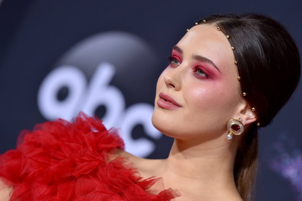 Katherine Langford's 2019 American Music Awards Beauty Look