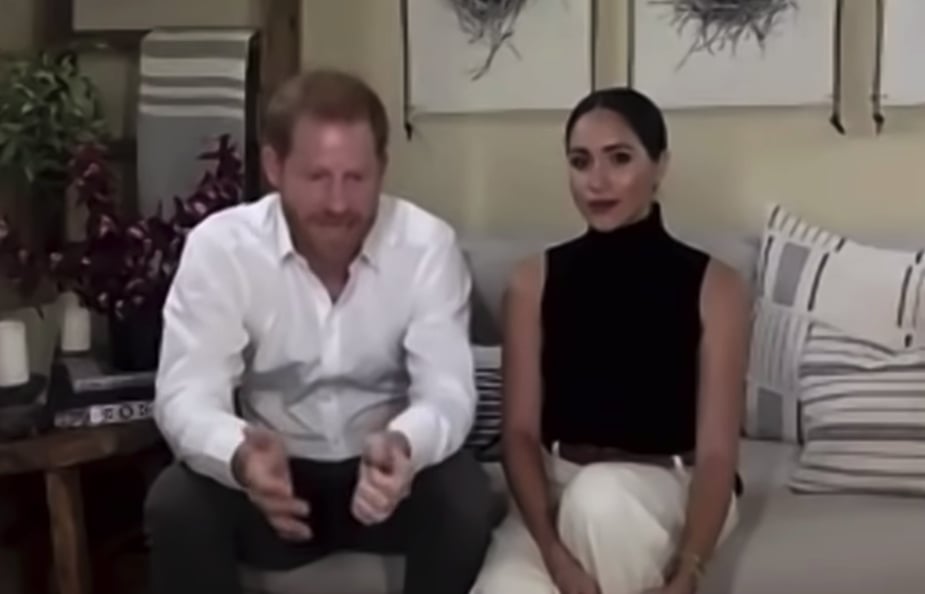 Meghan markle black turtleneck discount