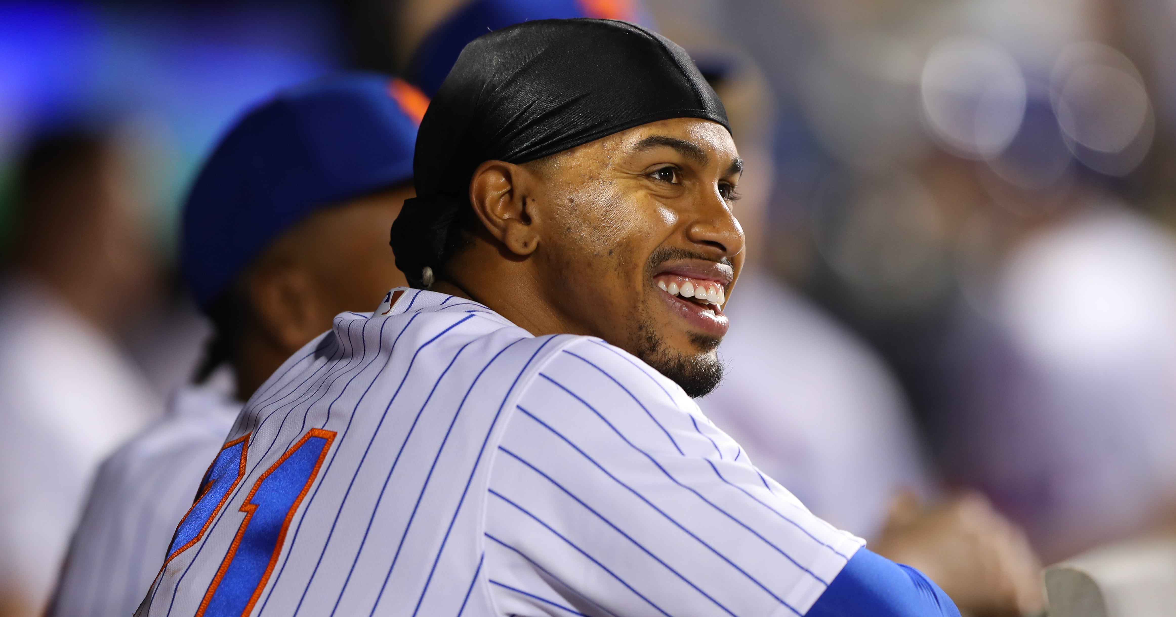 Francisco Lindor's daughter calls for Mets' Buck Showalter: video