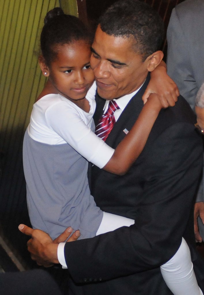 Barack Obama Cute Moments With Sasha and Malia