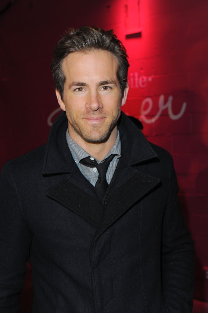 Ryan Reynolds 2010 Peoples Sexiest Man Alive Pictures Popsugar 