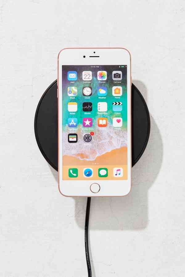 Nomad Wireless Charging Hub