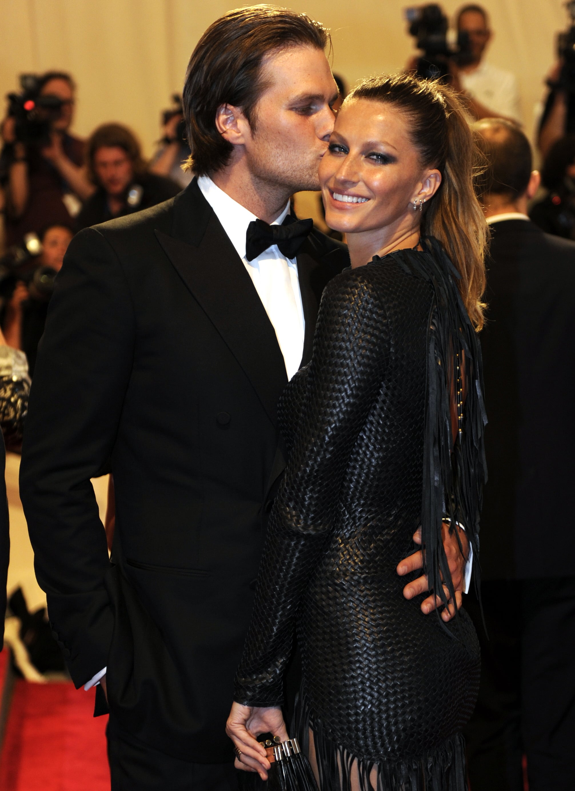Tom Brady and Gisele Bündchen, 2010, 34 Memorable PDA Moments From Met  Galas Past