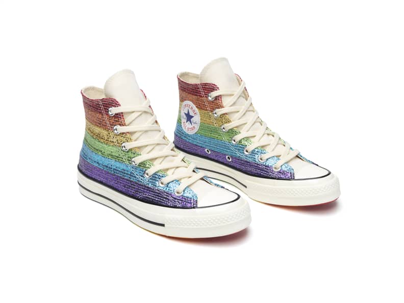Miley on sale converse pride