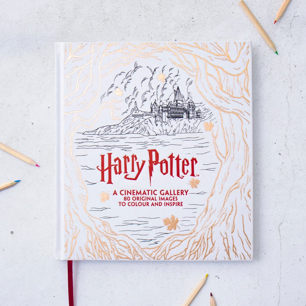 Harry Potter Deluxe Colouring Book