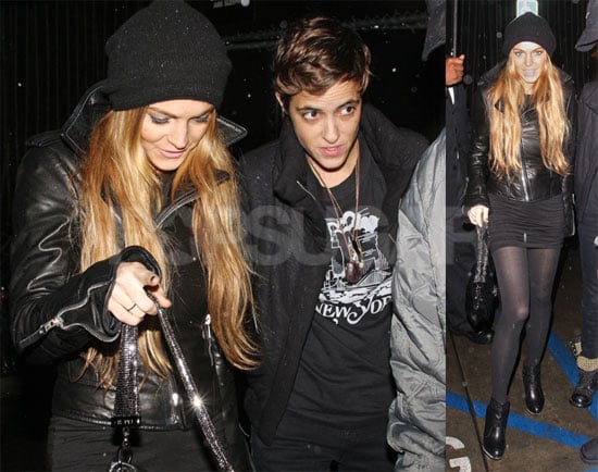 Photos of Lindsay Lohan and Samantha Ronson in LA 2008-11-27 06:01:30 Photos of Lindsay Lohan and Samantha Ronson in LA 2008-11-27 06:01:30