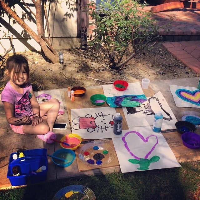 Stella McDermott got crafty outdoors.
Source: Instagram user torianddean