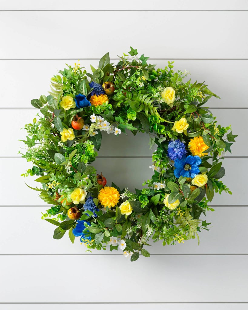 A Refreshing Wreath: Outdoor Summer Breeze Artificial Flower Wreath