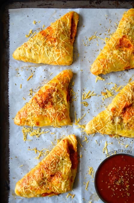 Cheesy Chicken Pizza Pockets