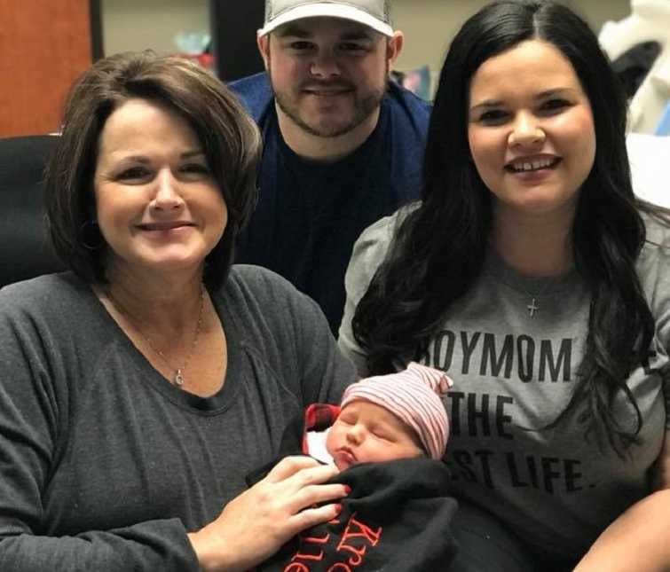 Woman Uses Mother-in-Law as Her Surrogate