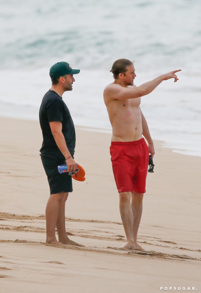 Shirtless-Charlie-Hunnam-Hawaii-Pictures