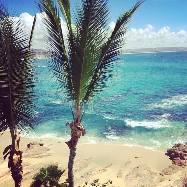 Lea was surrounded by blue skies and water in Mexico. 
Source: Instagram user msleamichele