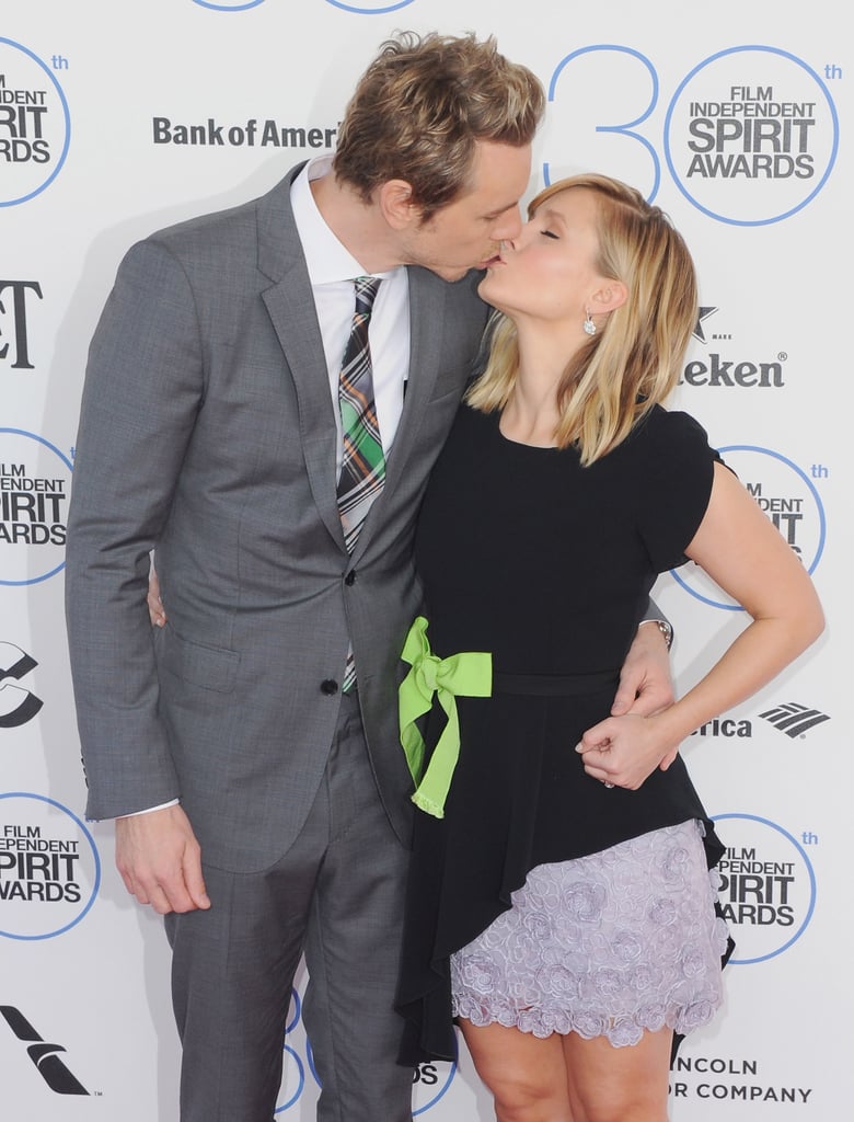 Photos of Kristen Bell and Dax Shepard Kissing