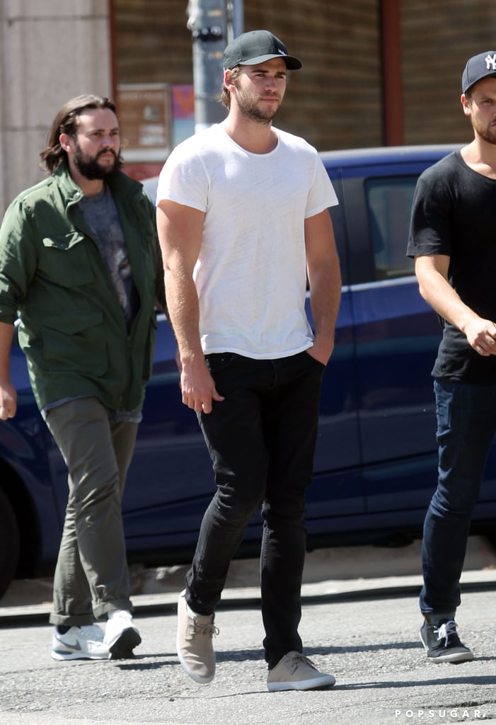 Liam Hemsworth Walking With Friends in LA