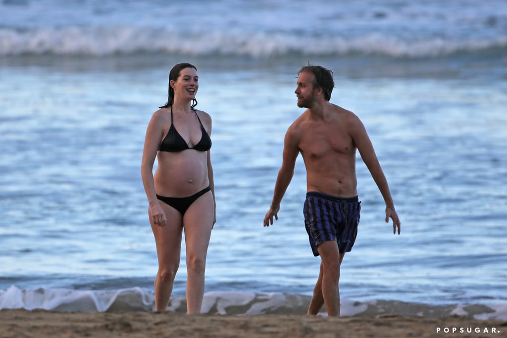 Anne Hathaway Pregnant Bikini Pictures January 2016