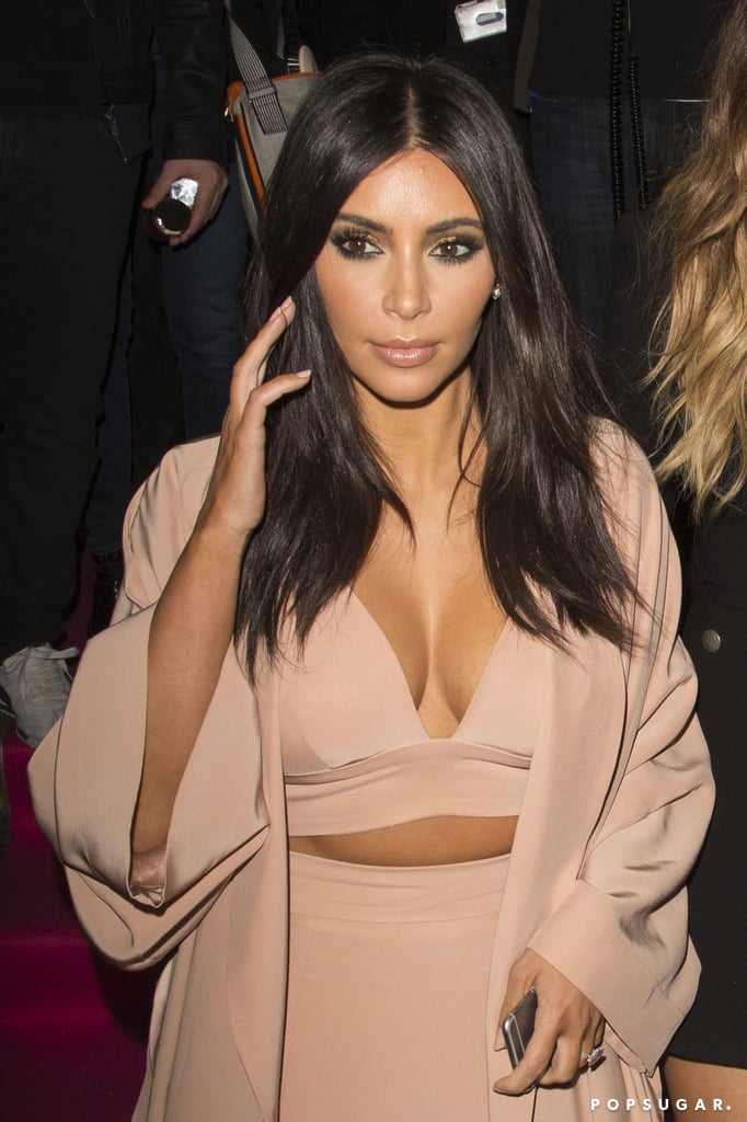 Khloe Kardashian Playing Kim's iPhone Game | Photos